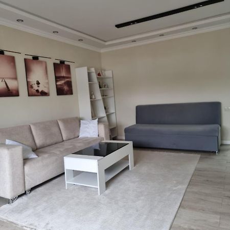 Charming And Modern Apartment At Heart Of طشقند المظهر الخارجي الصورة